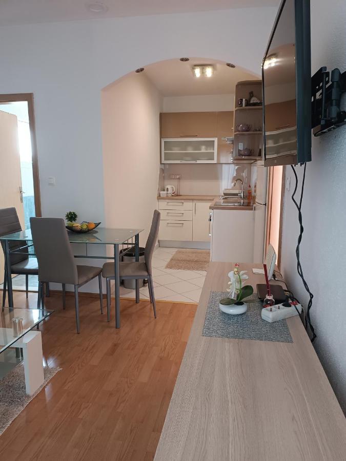 Apartment "San Marino" Baška Voda Exterior foto
